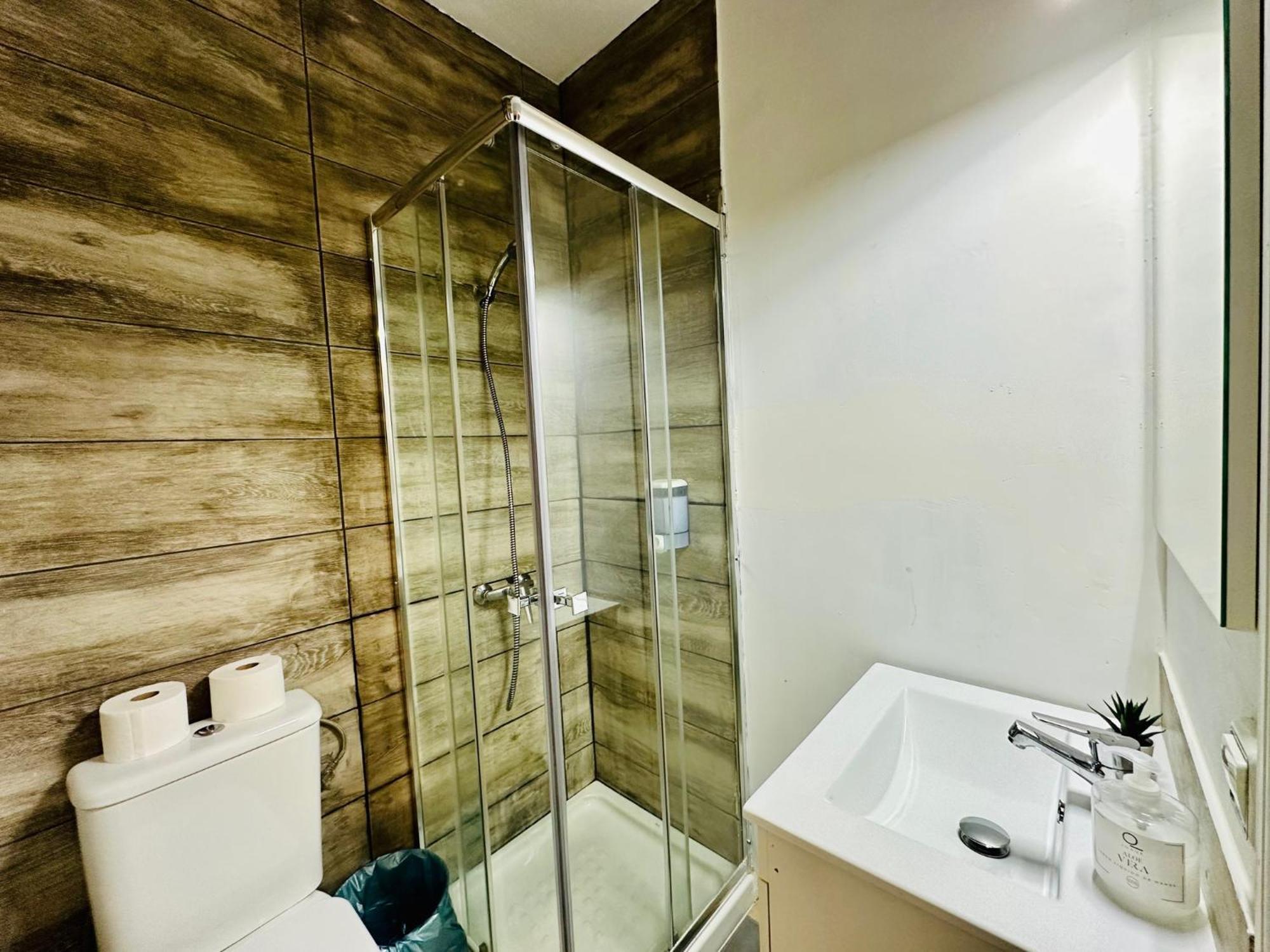Punta Me Rooms In Madrid Downtown Zewnętrze zdjęcie