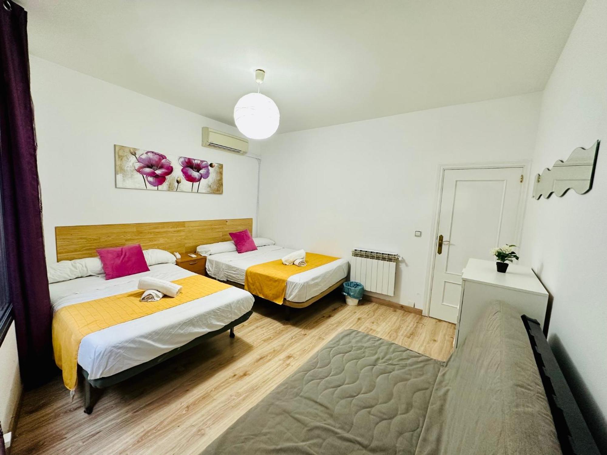 Punta Me Rooms In Madrid Downtown Zewnętrze zdjęcie