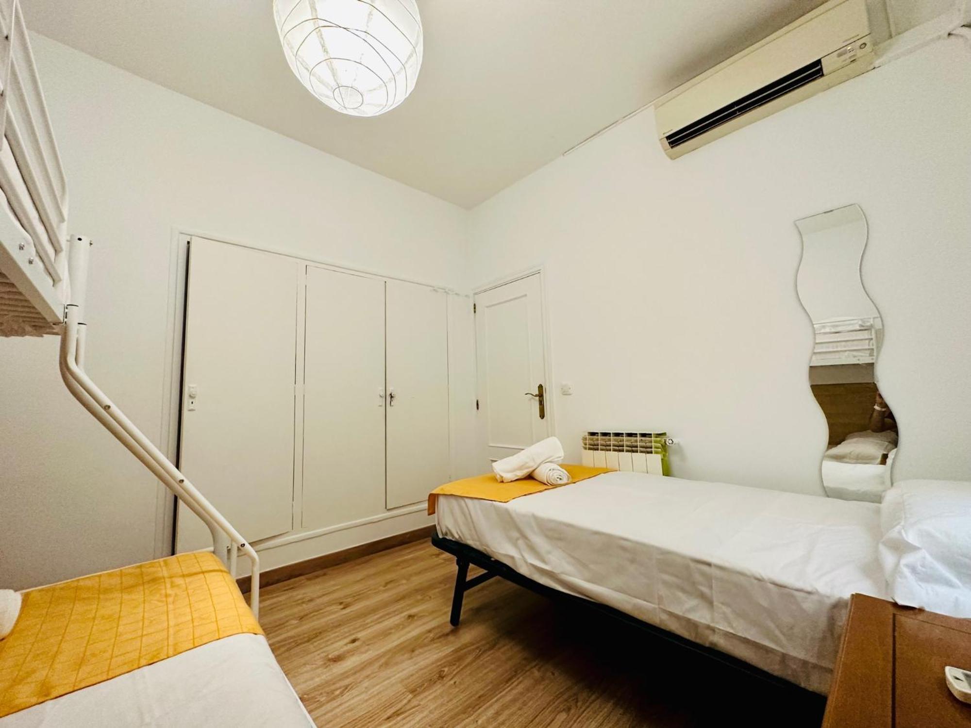 Punta Me Rooms In Madrid Downtown Zewnętrze zdjęcie